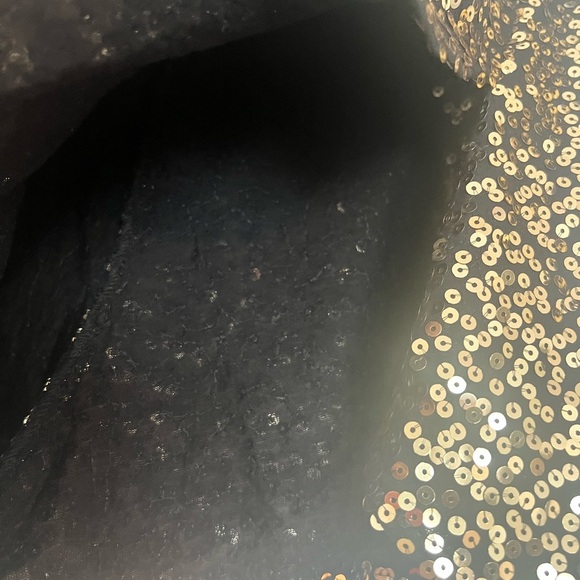 H&M Black w Gold Sequin Shorts - Picture 4 of 5